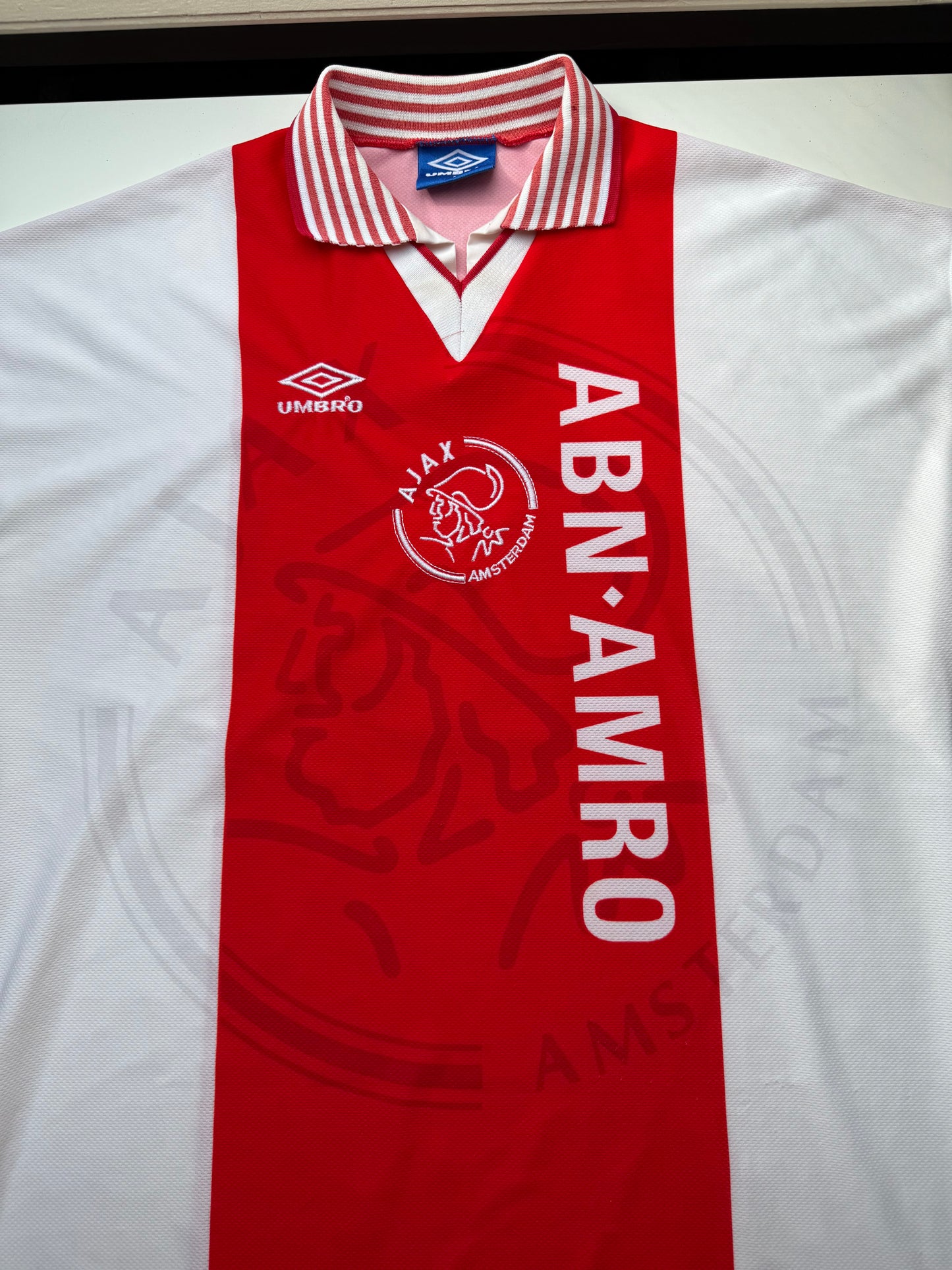 Ajax 1995/1996 Home Shirt #9 Kluivert (L)