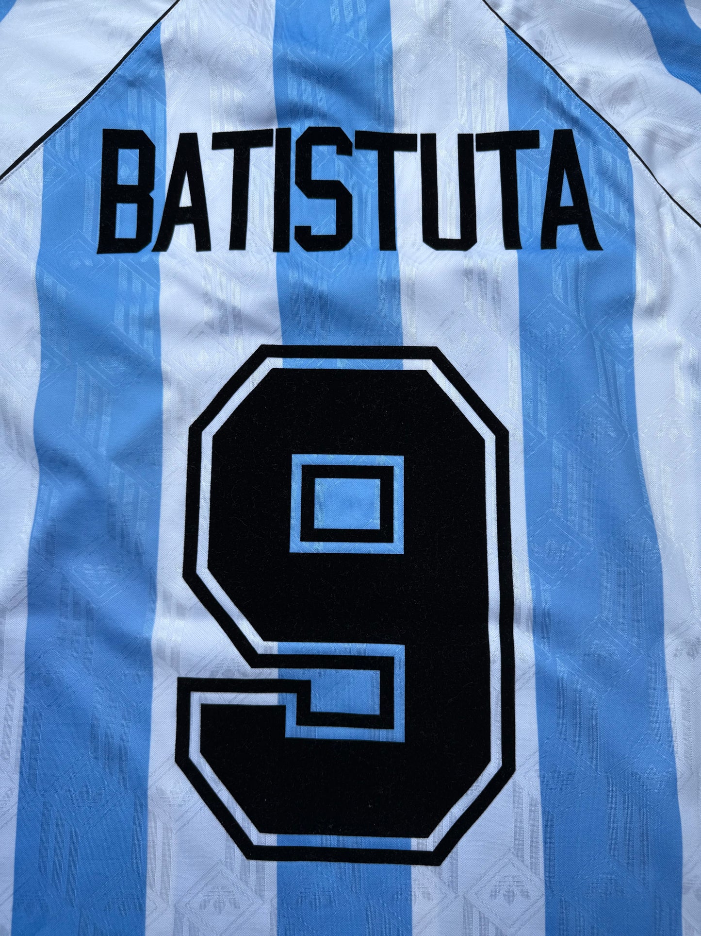 Argentina 1996 Home Shirt #9 Batistuta (XL)