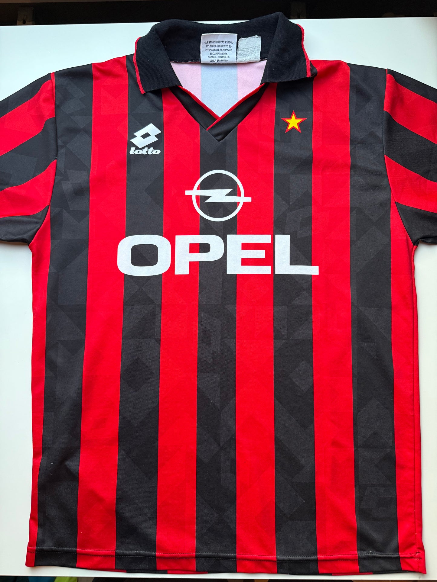 AC Milan 1995/1996 Home Shirt (L)