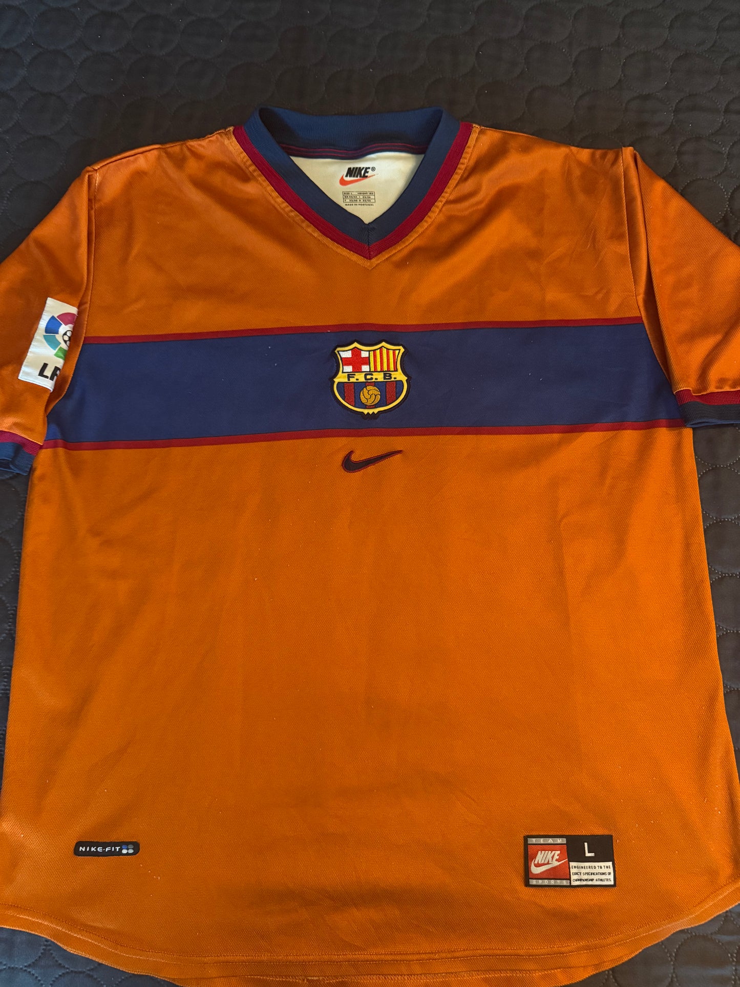 Barcelona 1998/1999 Away Shirt (L)