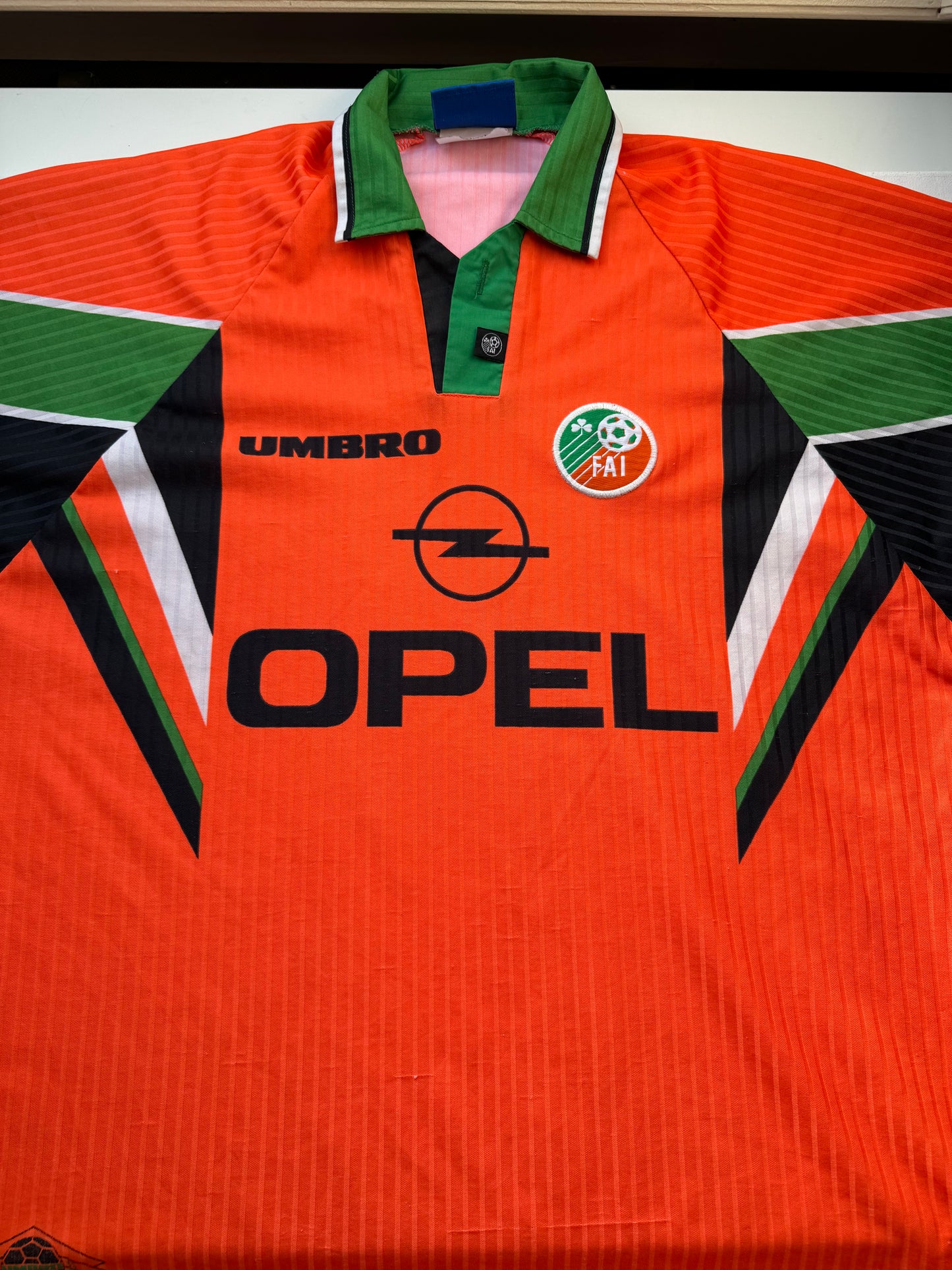 Ireland 1996/1997 Away Shirt (L/XL)