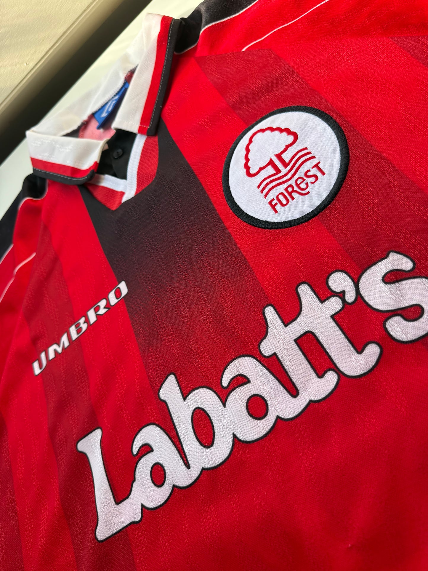 Nottingham Forrest 1997/1998 Home Shirt #22 Bryan Roy (XL)