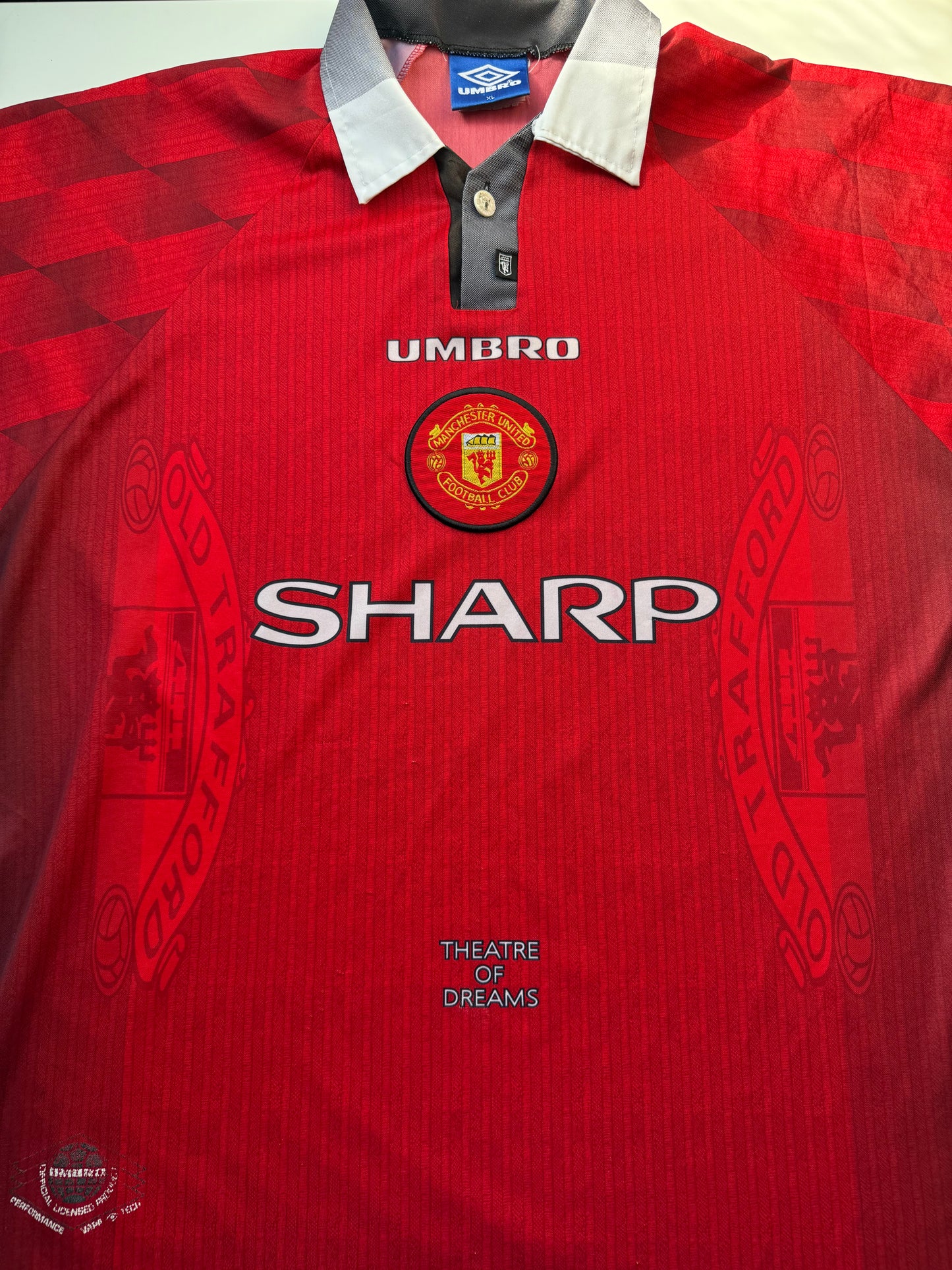 Manchester United 1997/1998 Home Shirt (XL)