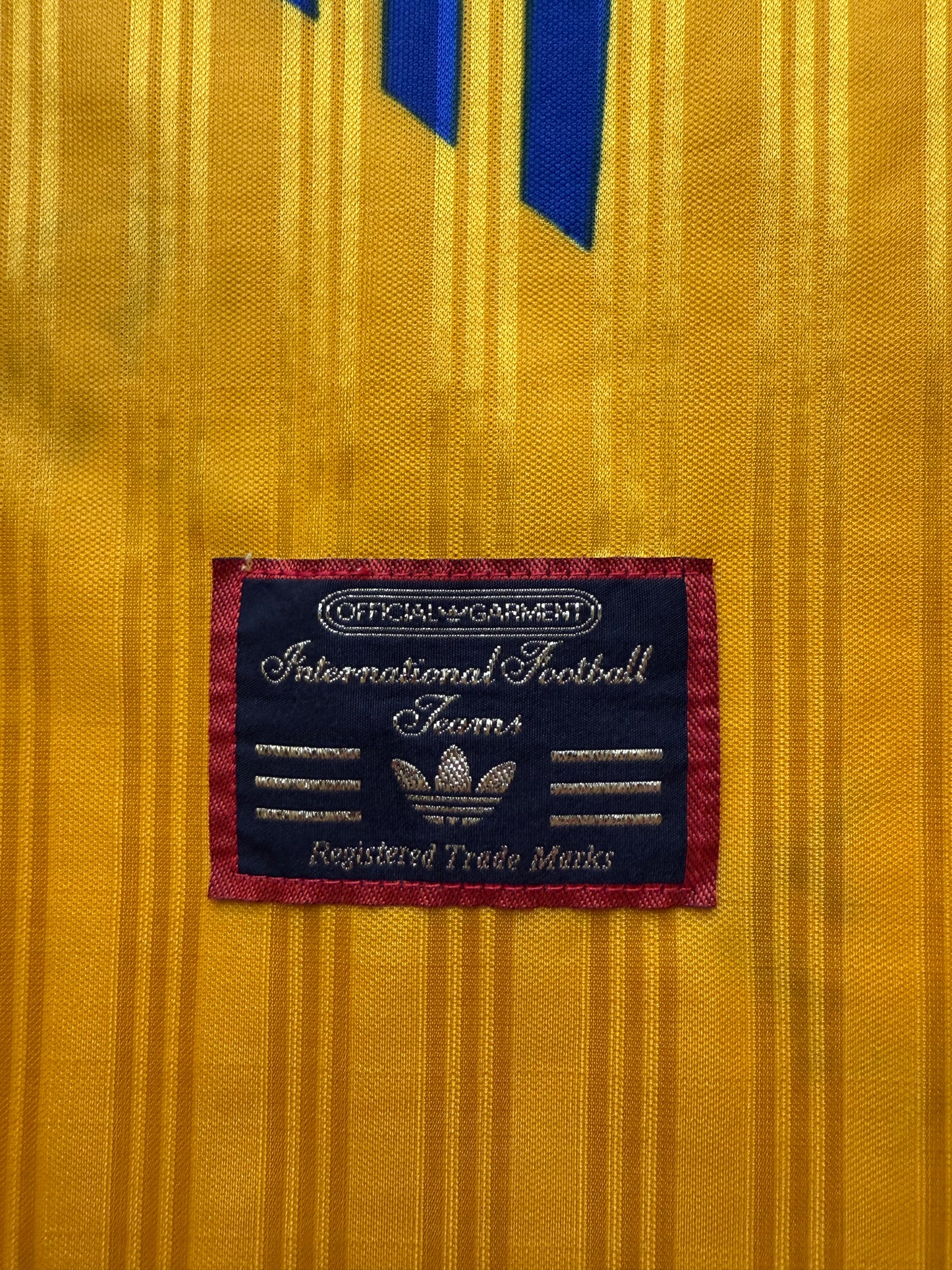 Sweden 1996/1998 Home Shirt (L)