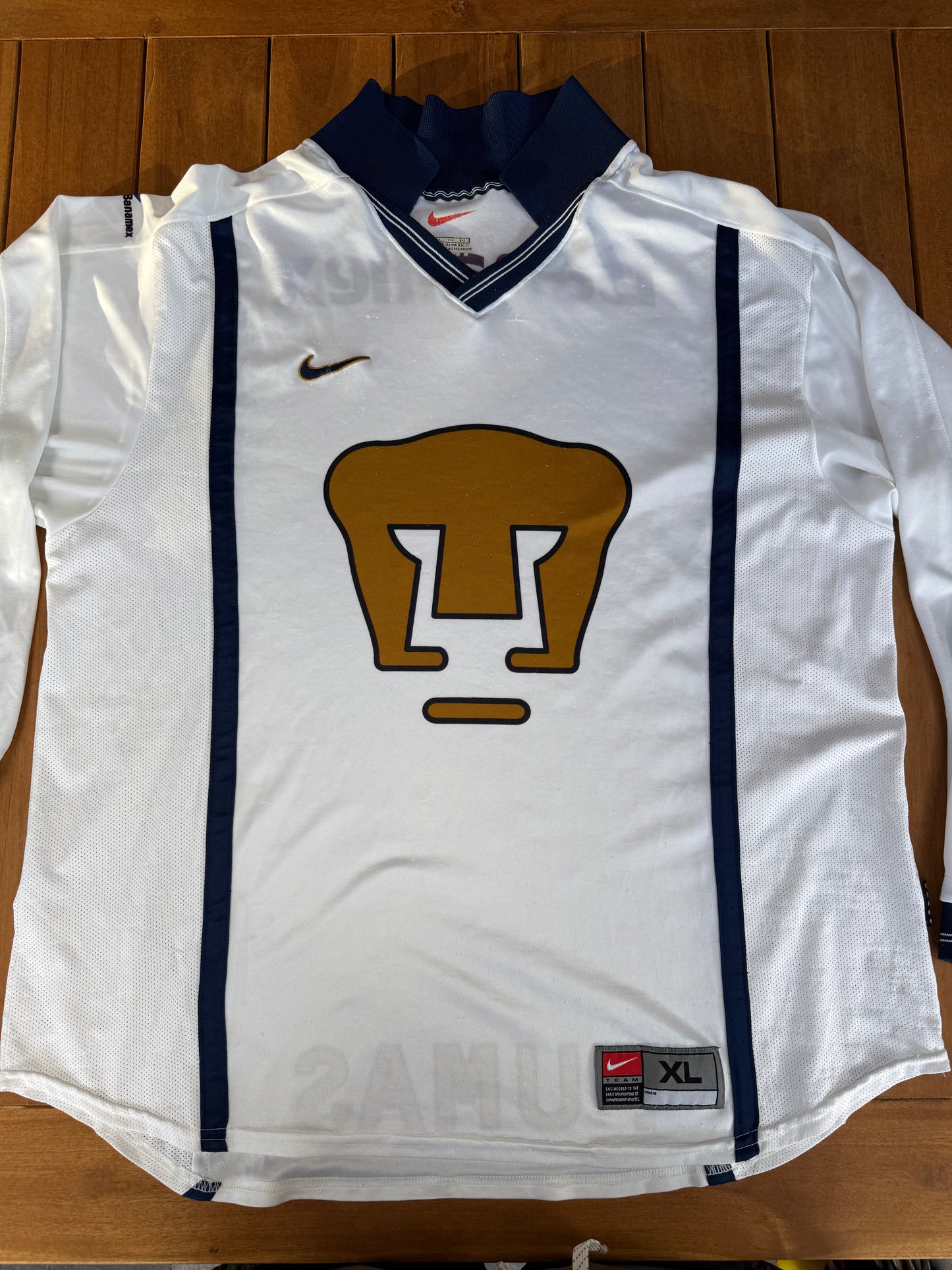 Pumas 1999/2000 Away Shirt Longsleeve (XL)