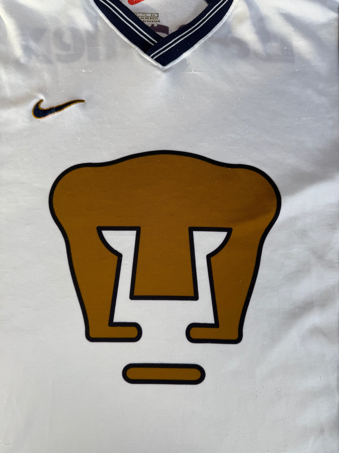 Pumas 1999/2000 Away Shirt Longsleeve (XL)