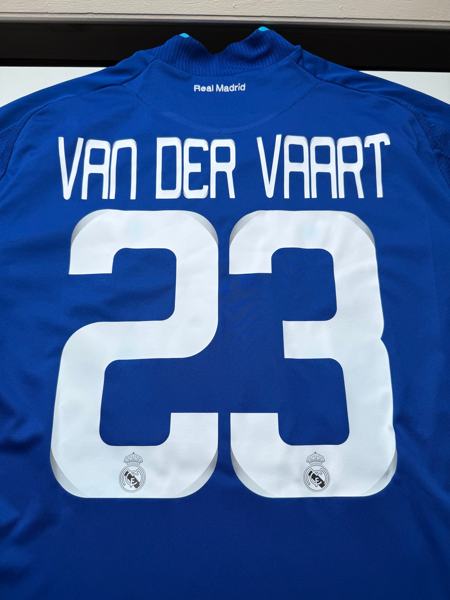 Real Madrid 2008/2009 Away Shirt #23 Van Der Vaart (L)