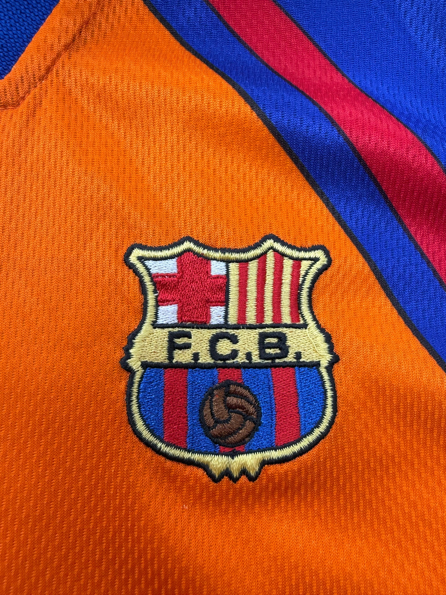 Barcelona 1997/1998 Champions League Away Shirt (L) (Very Rare)