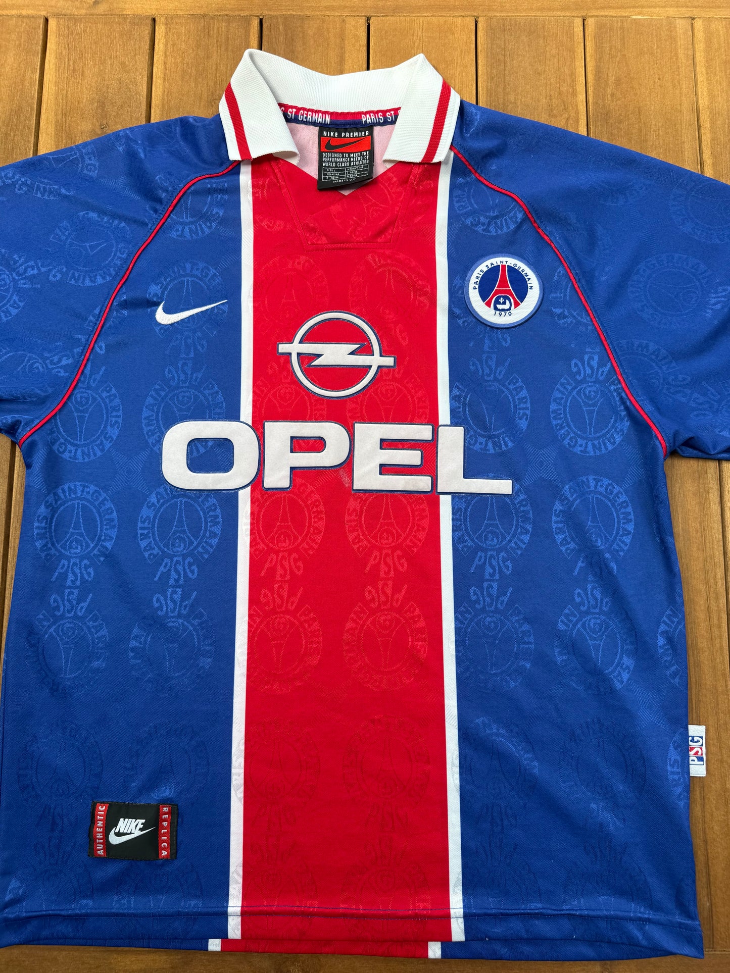 PSG 1996/1997 Home Shirt (L)