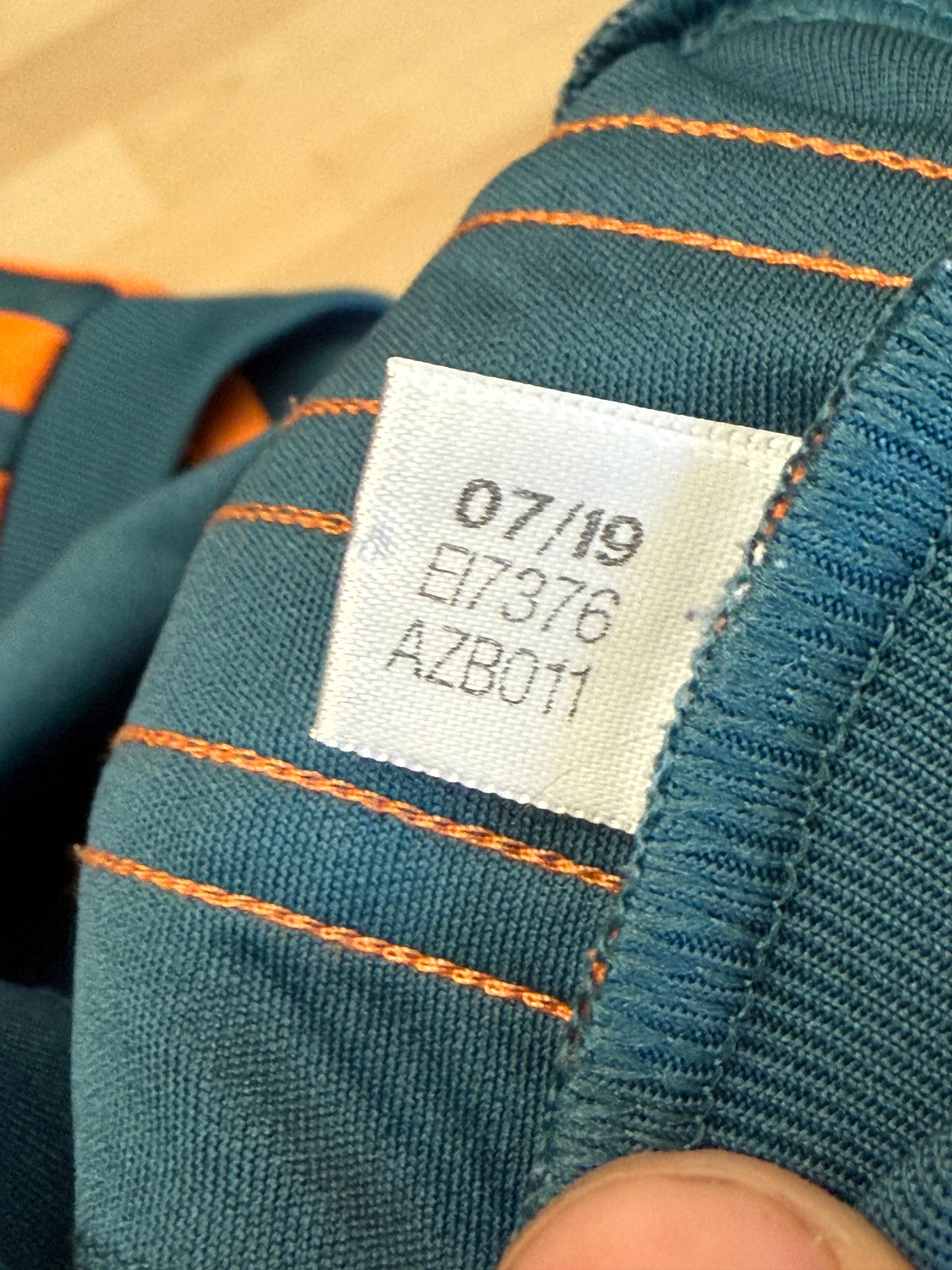 Ajax 2019/2020 Away Shirt (#31 Tagliafico) (M)