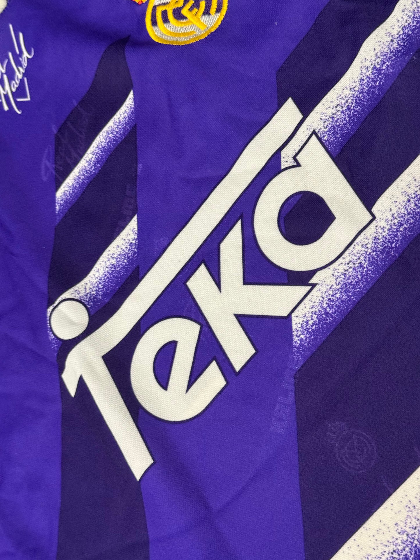 Real Madrid 1994/1996 Away Shirt (XL)
