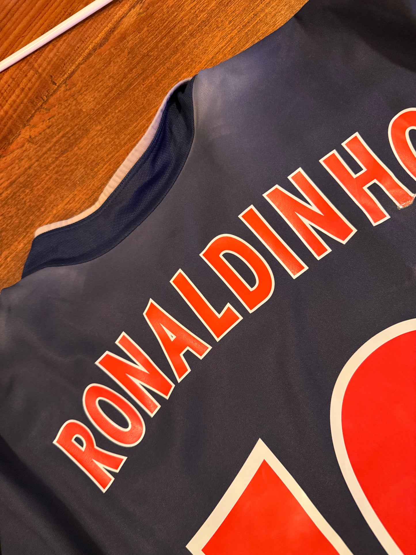 PSG 2002/2003 Home Shirt (#10 Ronaldinho) (XL)