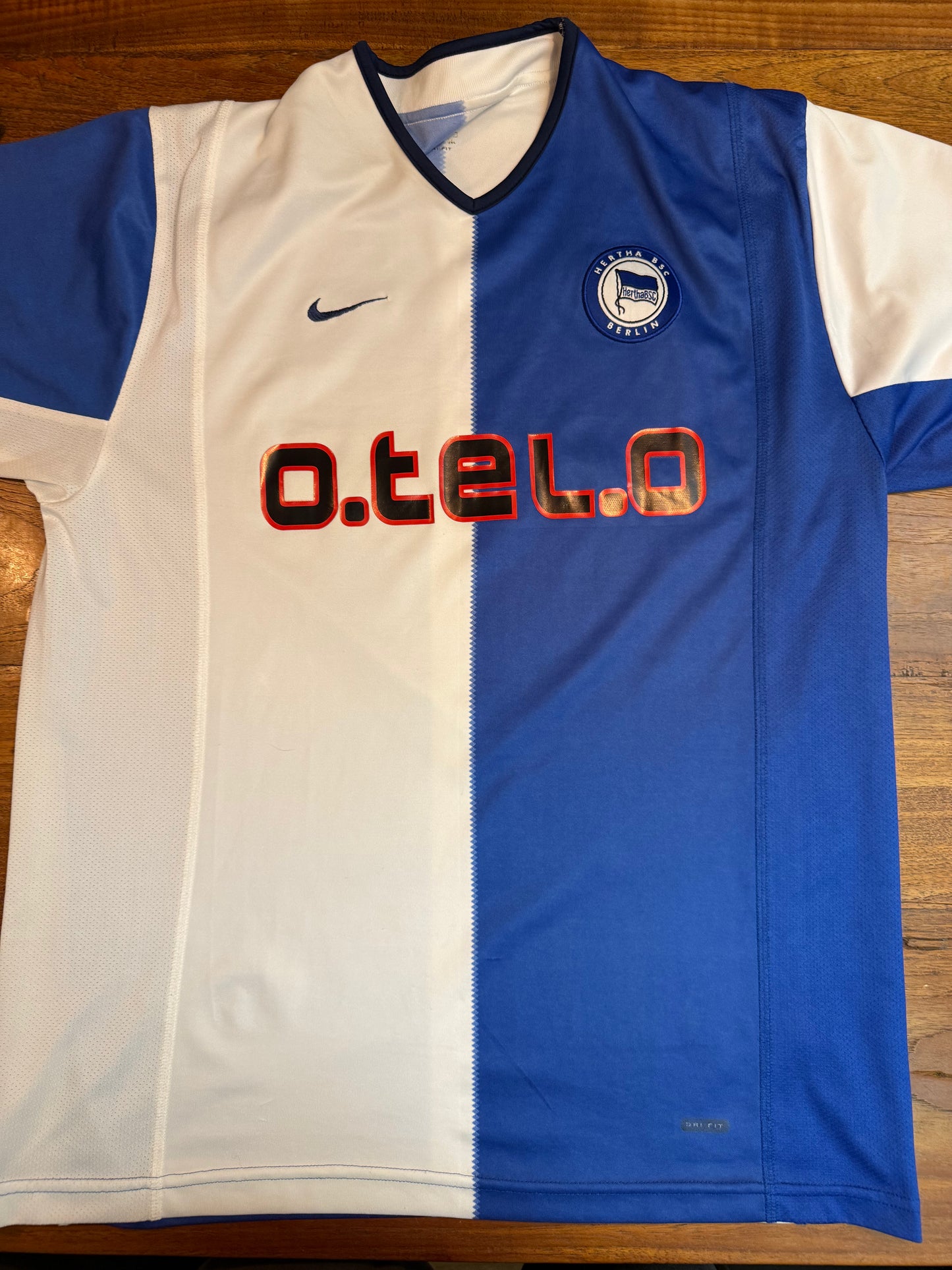 Hertha Berlin 2002/2003 Home Shirt (L)