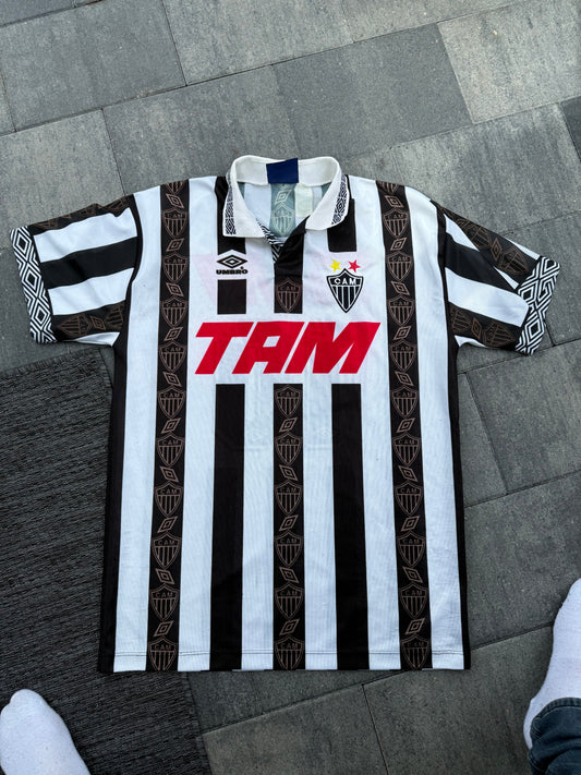 Atletico Mineiro 1997/1998 Home Shirt (L)