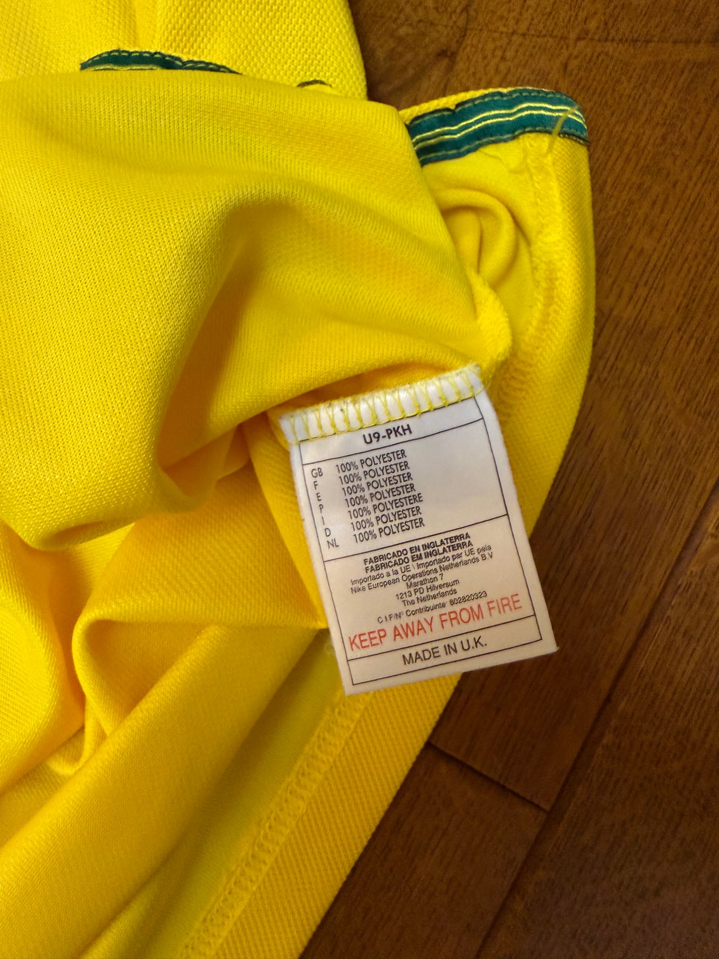 Brazil 1998 Home Shirt (L)