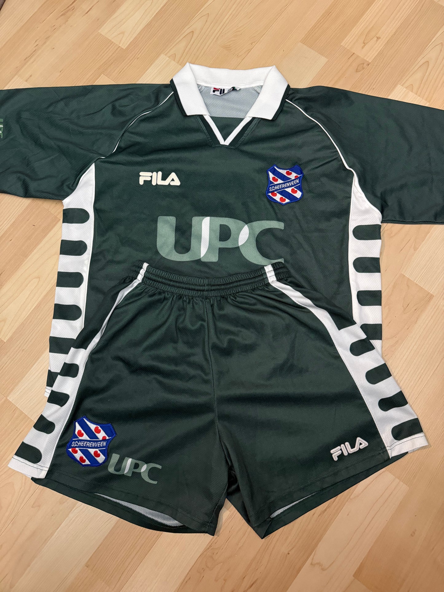Heerenveen 1999/2000 Away Shirt + Short (1999/2000) (M)