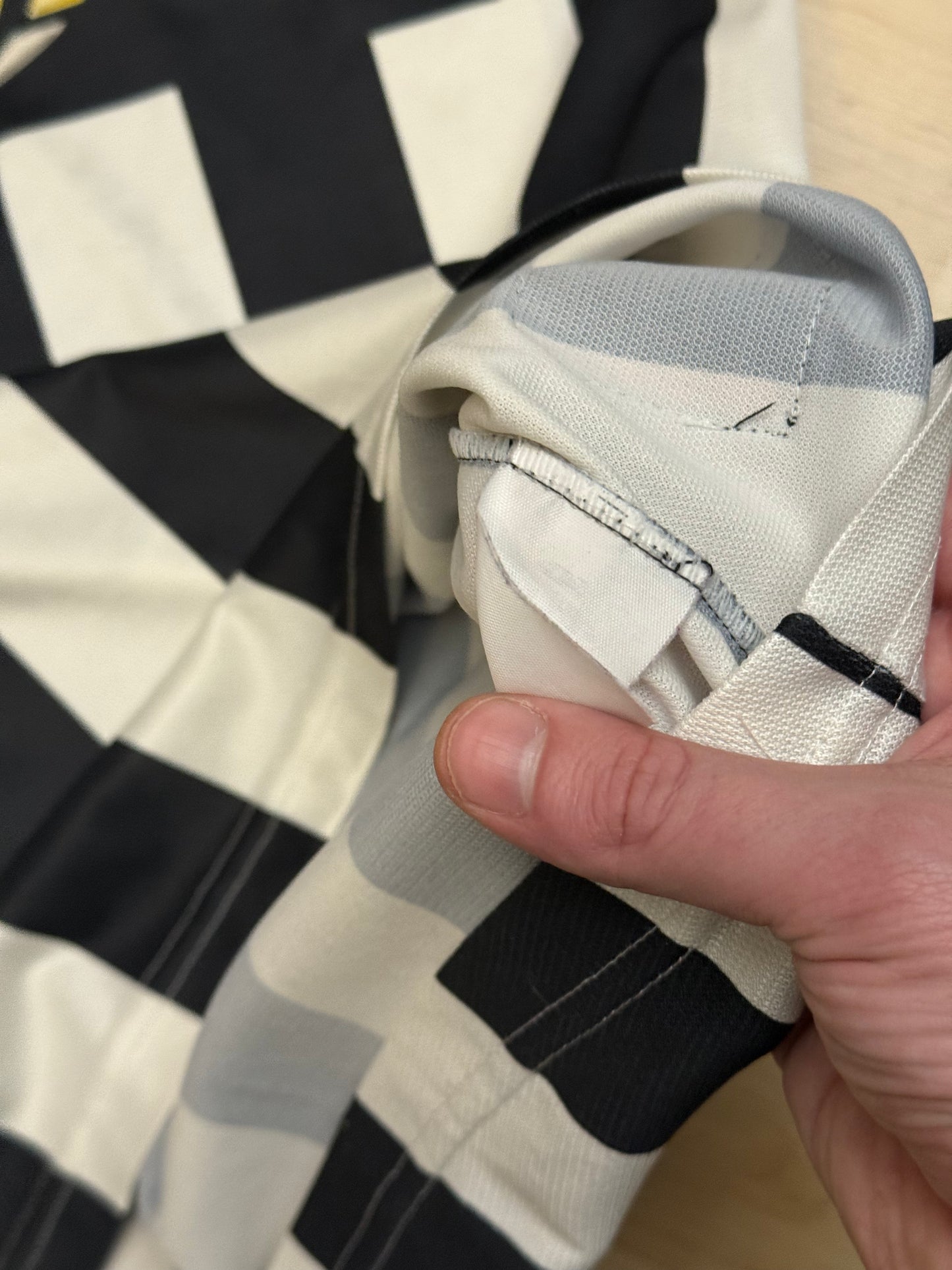 Juventus 2001/2002 Home Shirt (L)