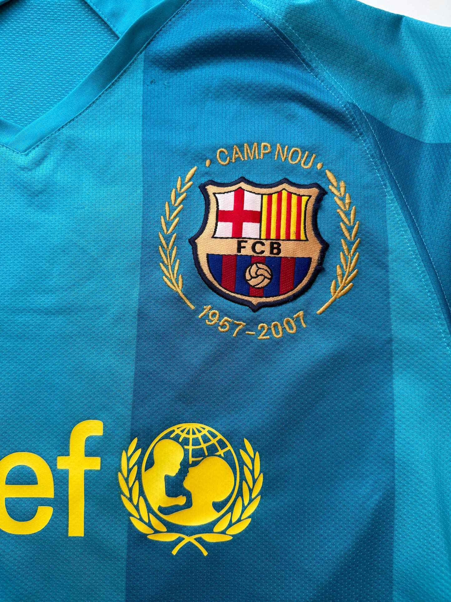 Barcelona 2006/2007 Away Shirt (#10 Ronaldinho) (M)