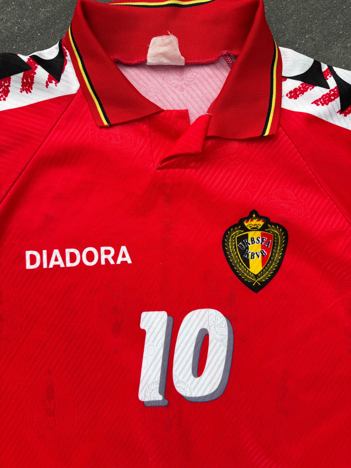 Belgium 1994 Home Shirt (#10 Scifo) (S)