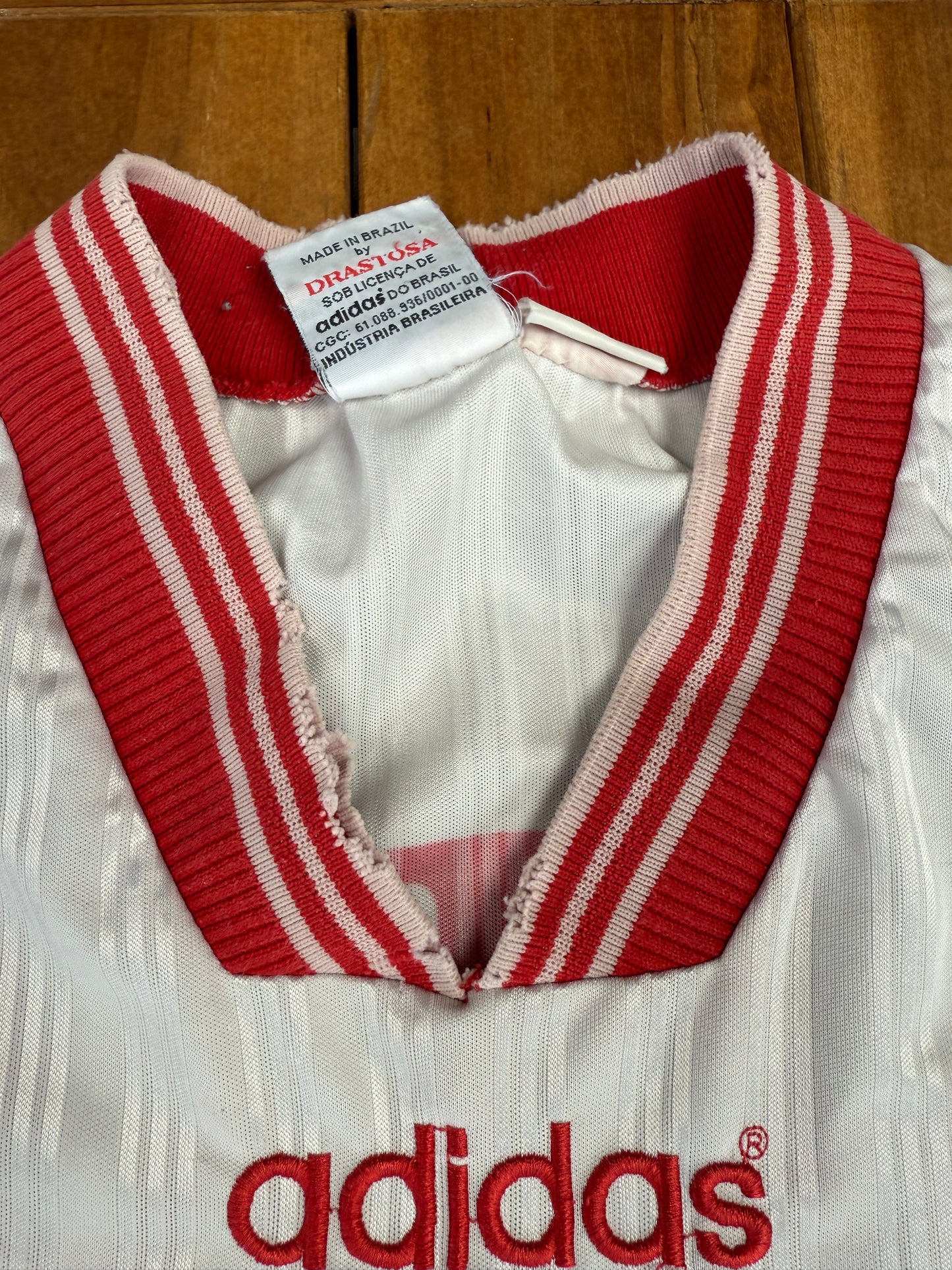 Internacional 1996 Away Shirt (M)