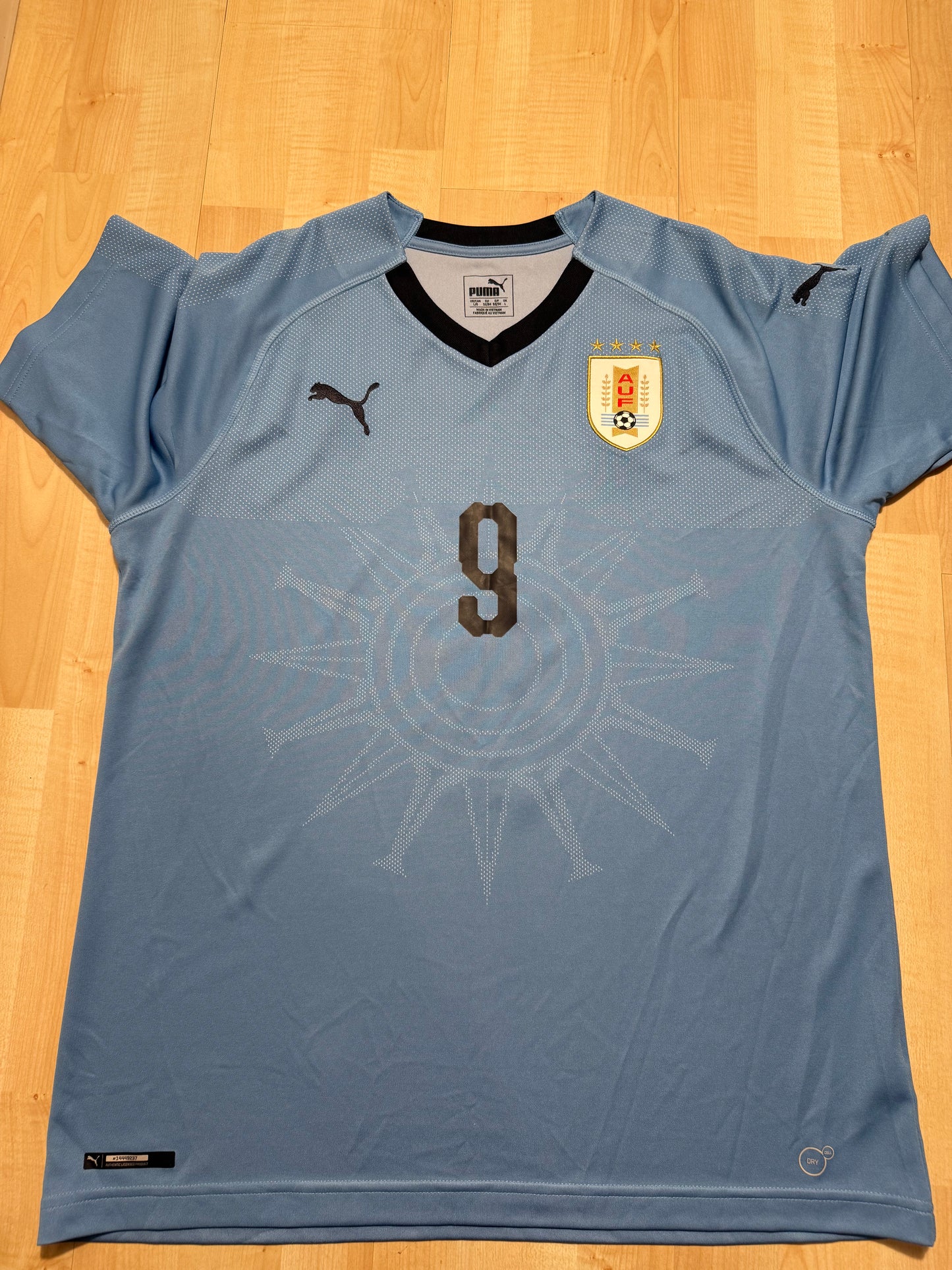 Uruguay 2018/2020 Home Shirt (#9 Suarez) (L)