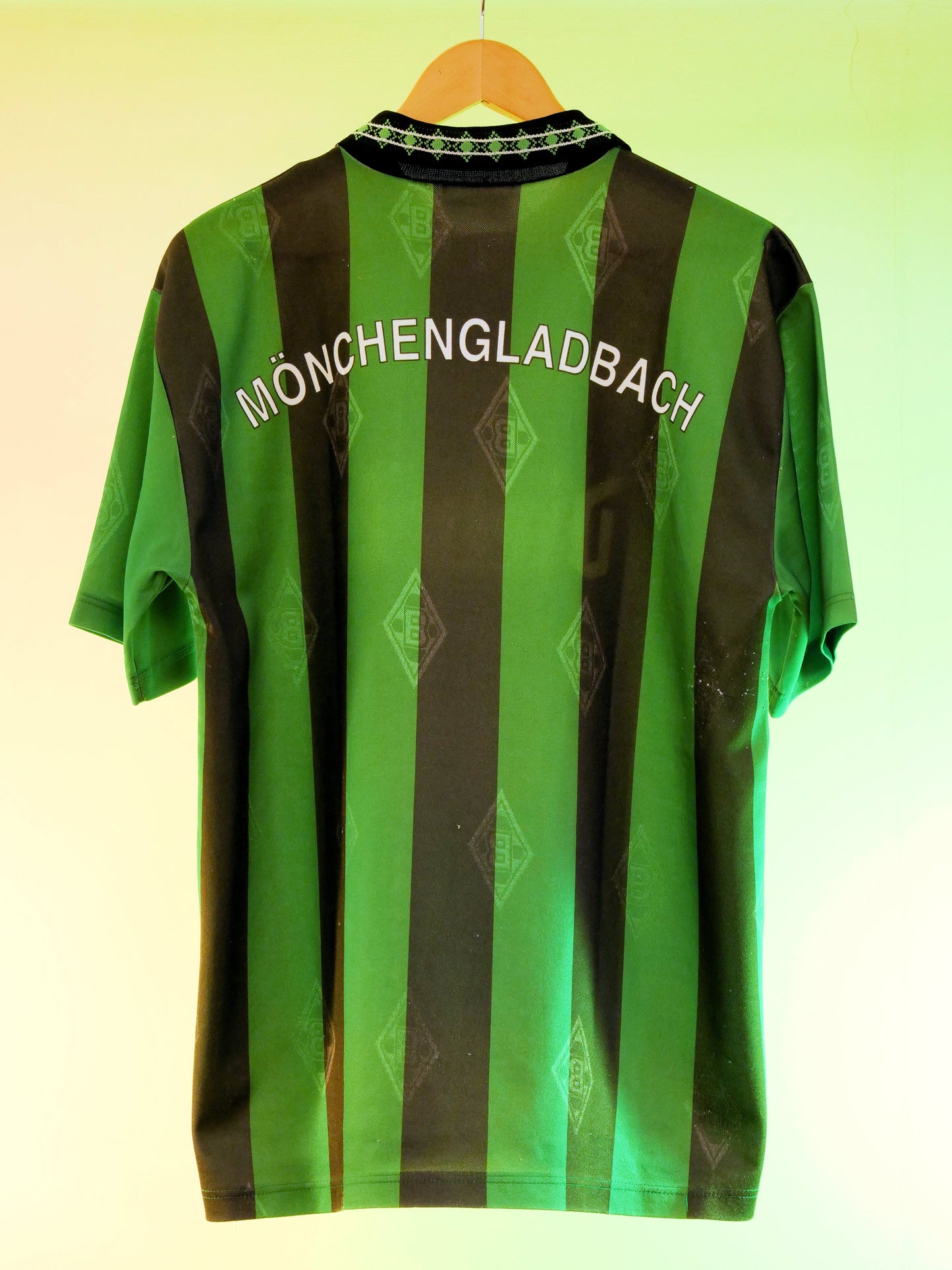Borussia Mönchengladbach 1995/1996 Away Shirt