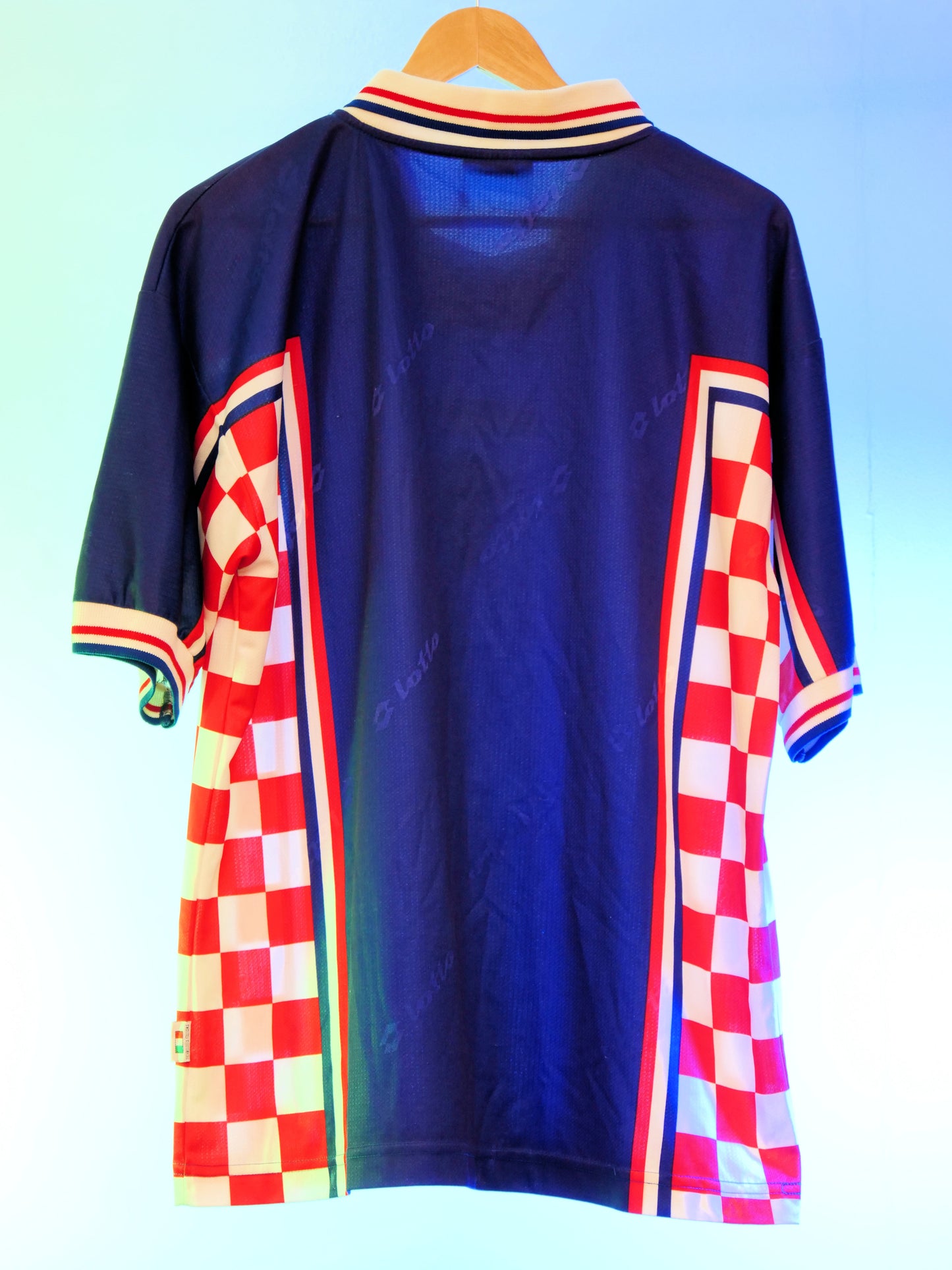 Croatia 1998 Away Shirt (L)