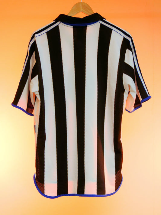 Newcastle United 1999/2000 Away Shirt (M)