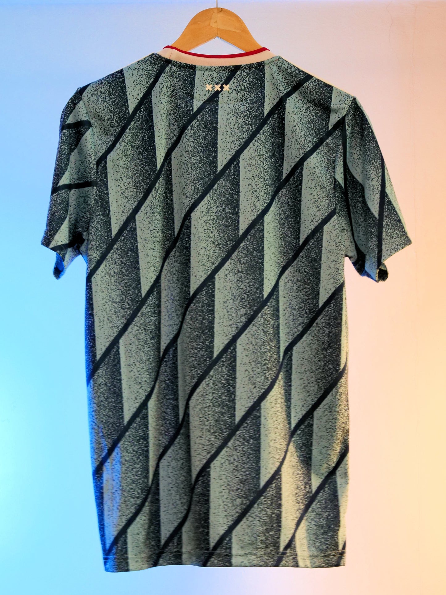 Ajax 2020/2021 Away Shirt (M)