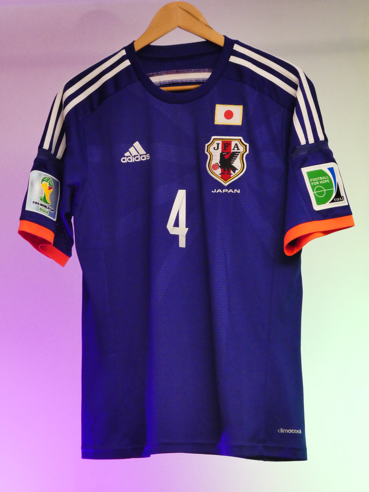 Japan 2013/2015 Home Shirt (#4 Honda) (M)