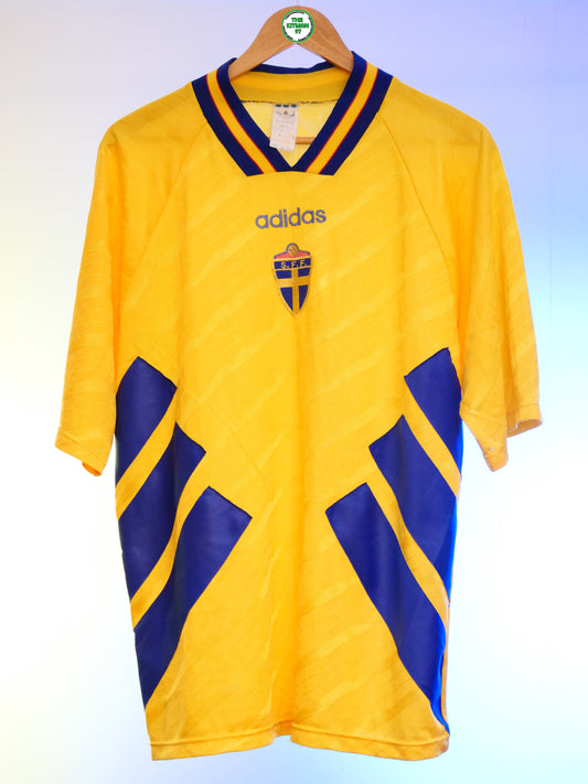 Sweden 1994/1996 Home Shirt (L)
