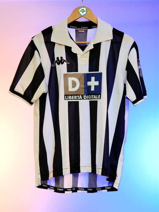 Juventus 1998/1999 Home Shirt (S)