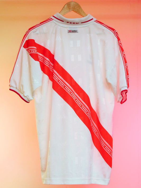 Peru 2000/2001 Home Shirt (L)