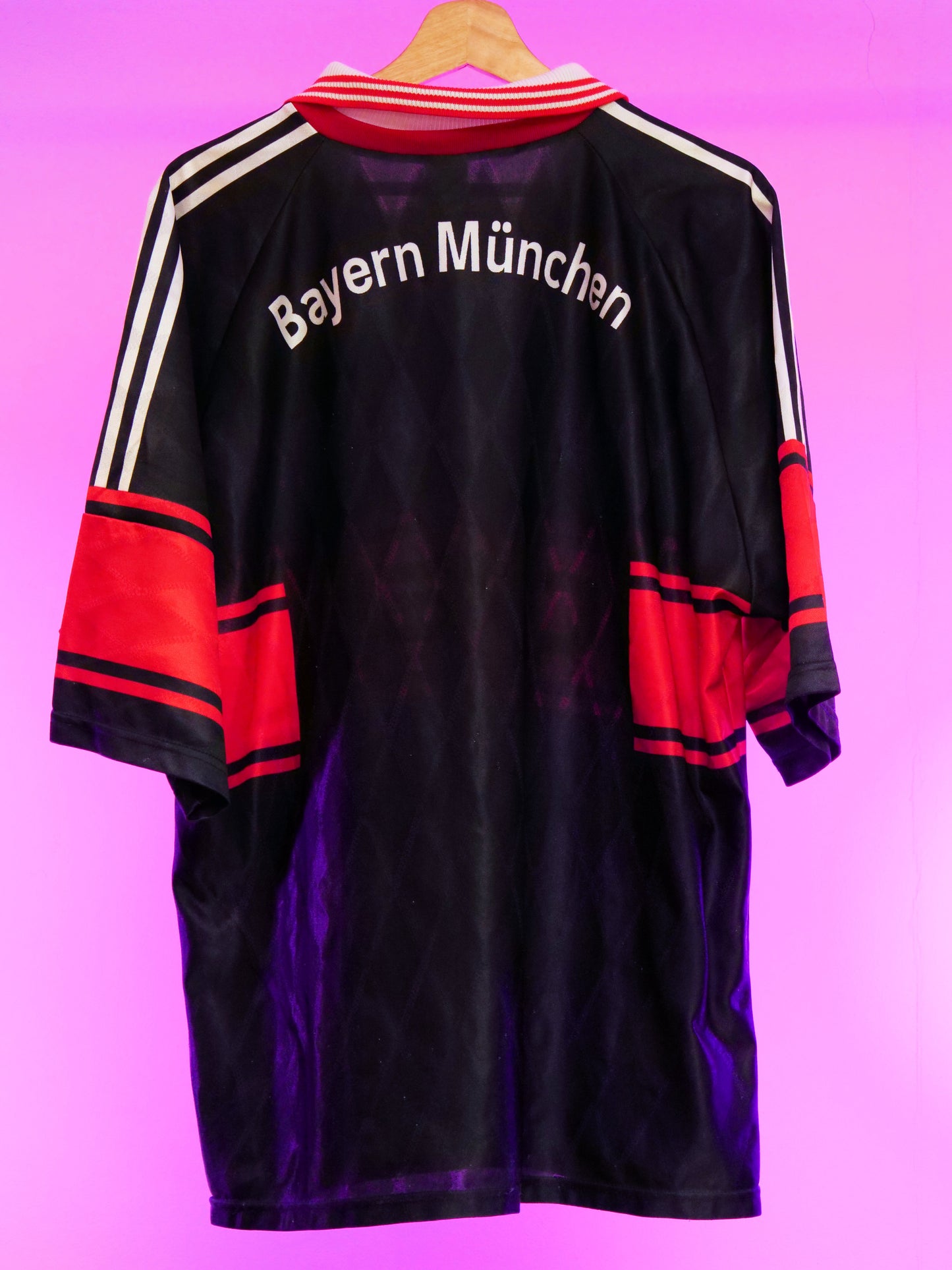 Bayern München 1997/1999 Home Shirt (XL)