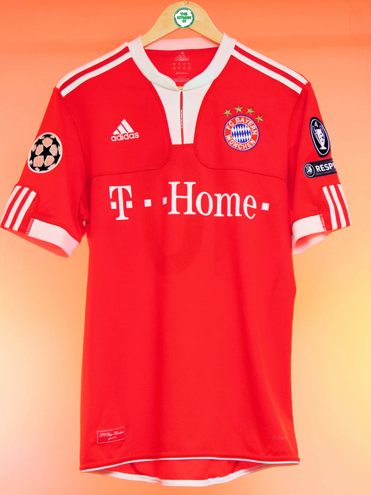 Bayern München 2009/2010 Home Shirt (#10 Robben) (M)