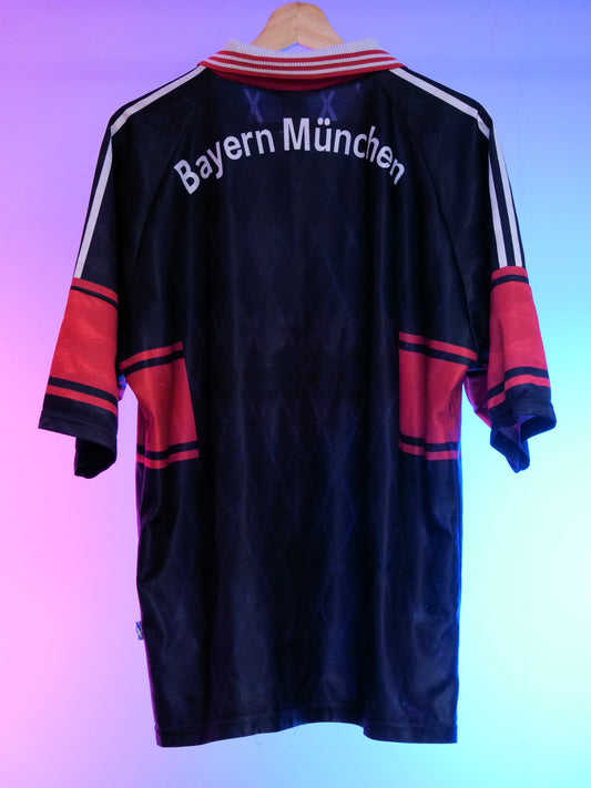 Bayern München 1997/1999 Home Shirt (L)