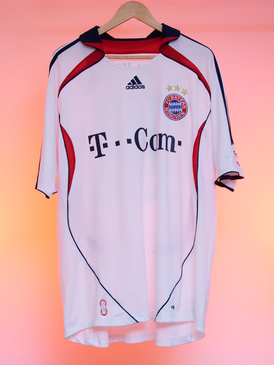 Bayern München 2006/2007 Away Shirt (#10 Makaay) (XXL)