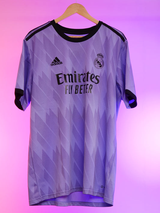 Real Madrid 2022/2023 Away Shirt BNWT (#10 Modric) (XL)