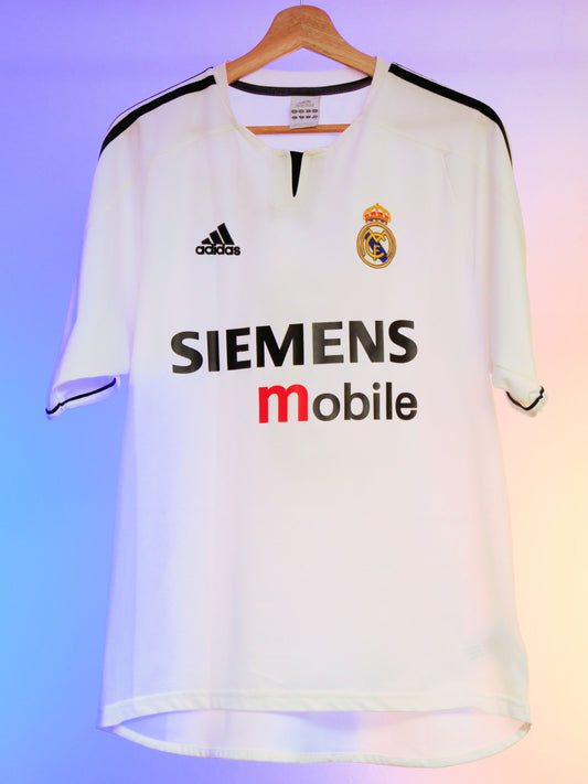 Real Madrid 2004/2005 Home Shirt (#3 R.Carlos) (M)