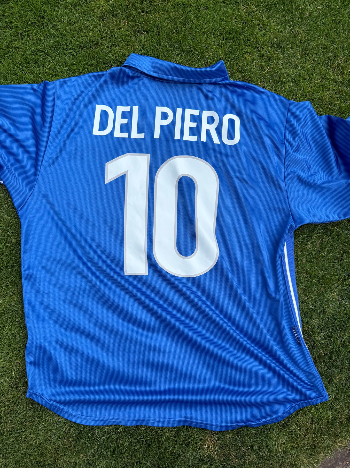 Italy 1998/1999 Home Shirt (#10 Del Piero) (XL)