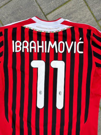 AC Milan 2011/2012 Home Shirt (#11 Ibrahimovic) (L)