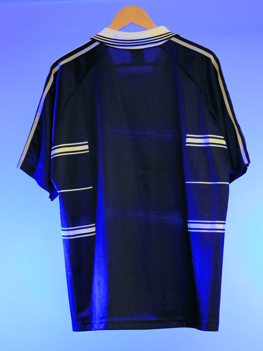 Real Madrid 1998/1999 Away Shirt (XL)