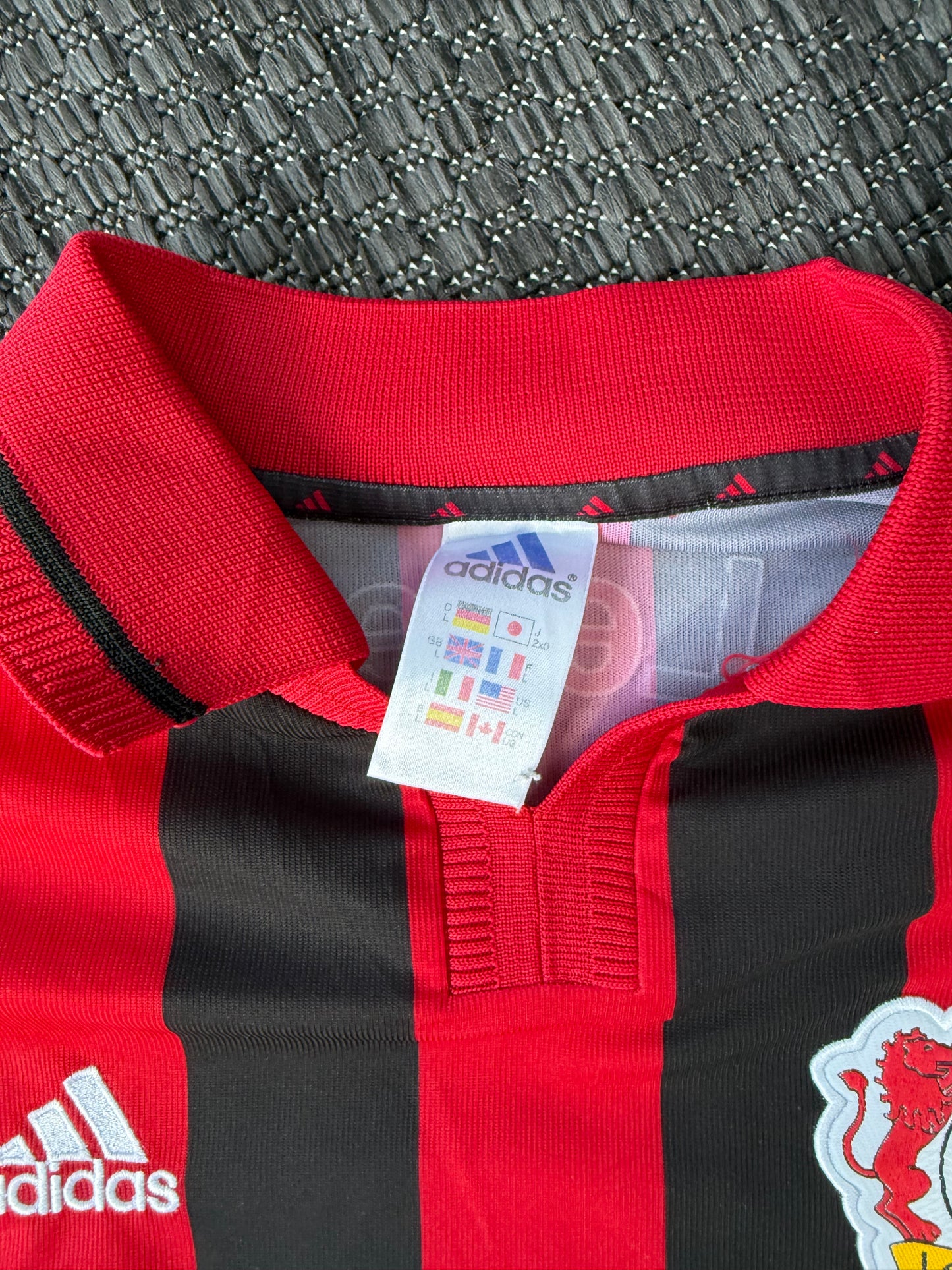 Leverkusen 2000/2001 Home Shirt (L)