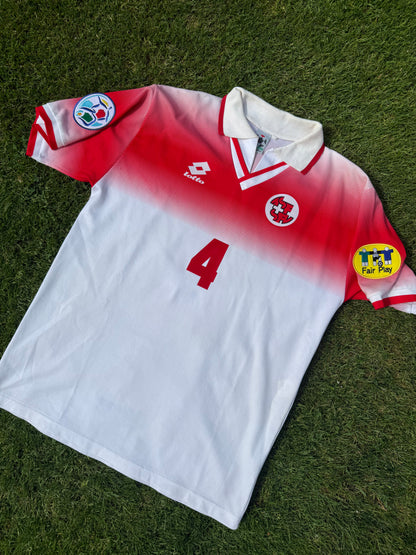 Switzerland 19961998 Away Shirt (#4 Henchoz) (L)