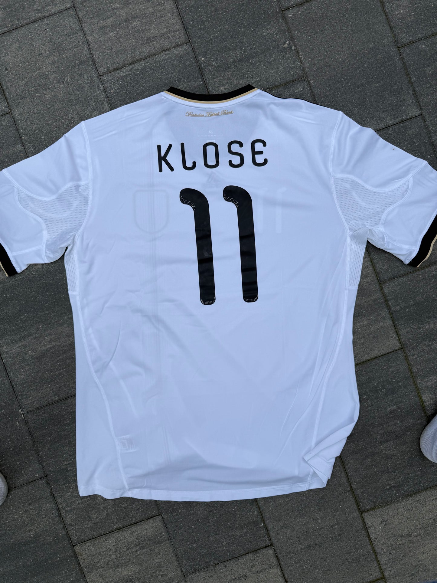 Germany 2010 Home Shirt (#11 Klose) (XXL)