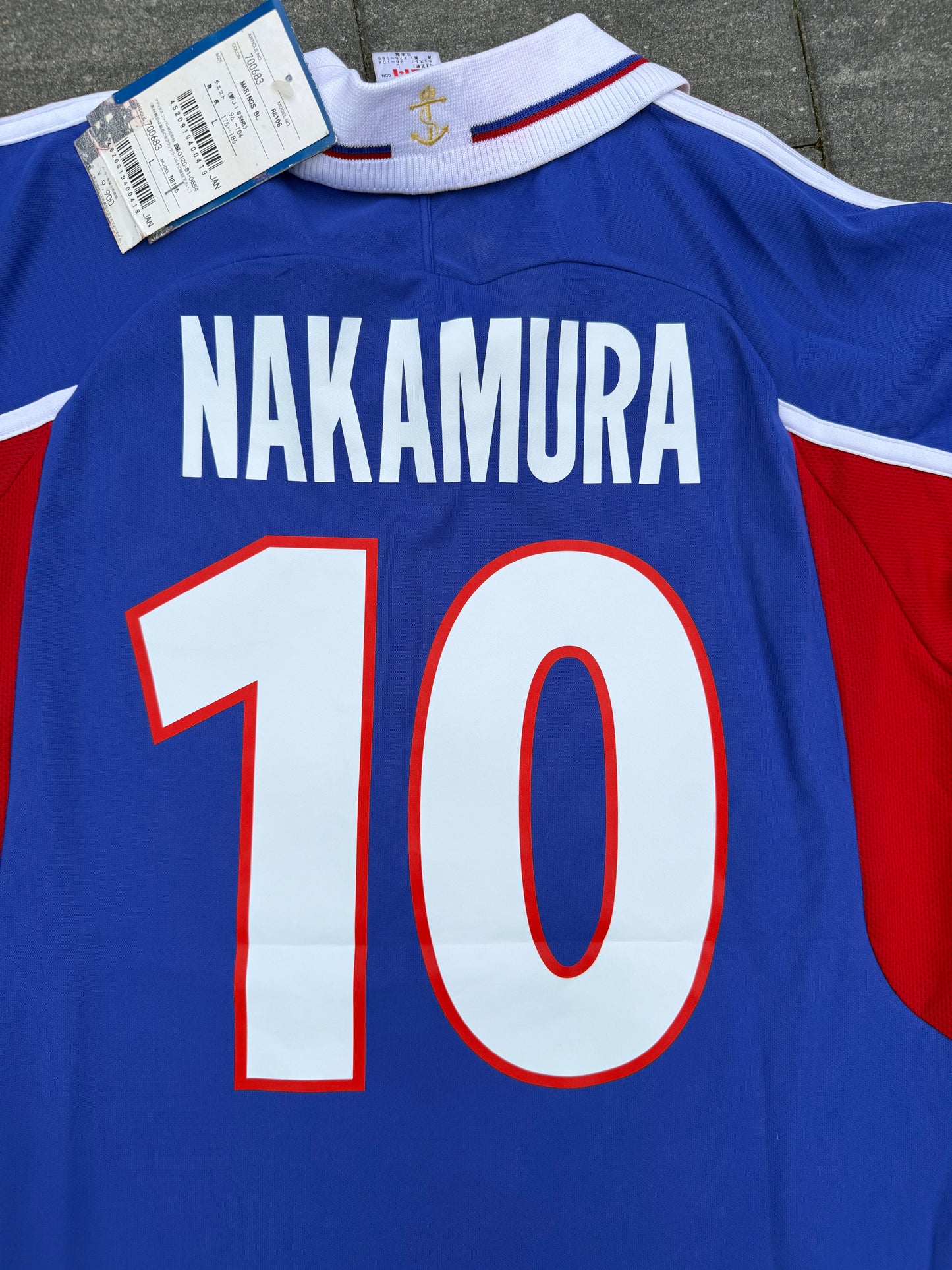Yokohama Marinos 2001 Home Shirt BNWT (#10 Nakamura) (M/L)