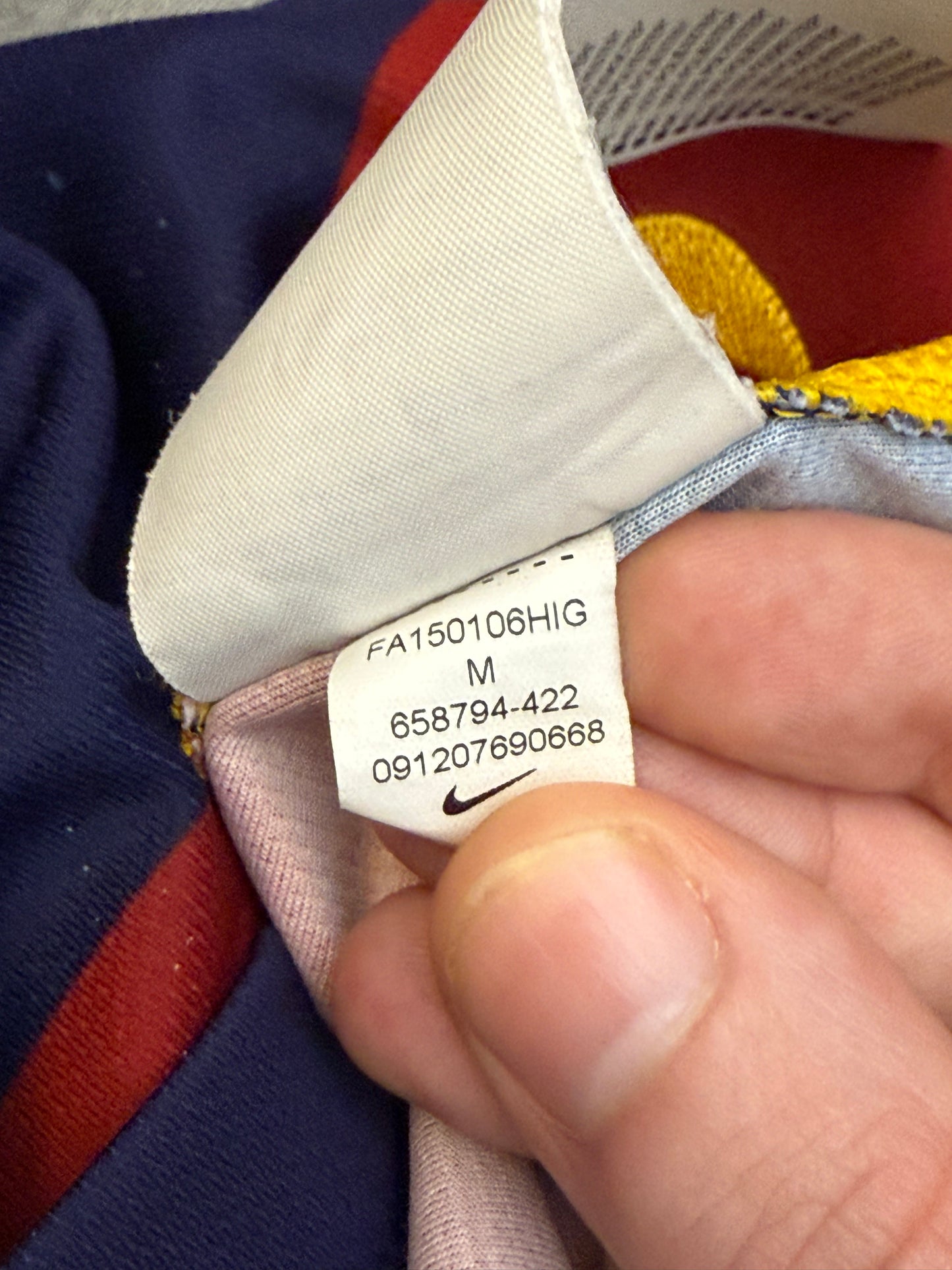 Barcelona 2015/2016 Home Shirt (#10 Messi) (M)