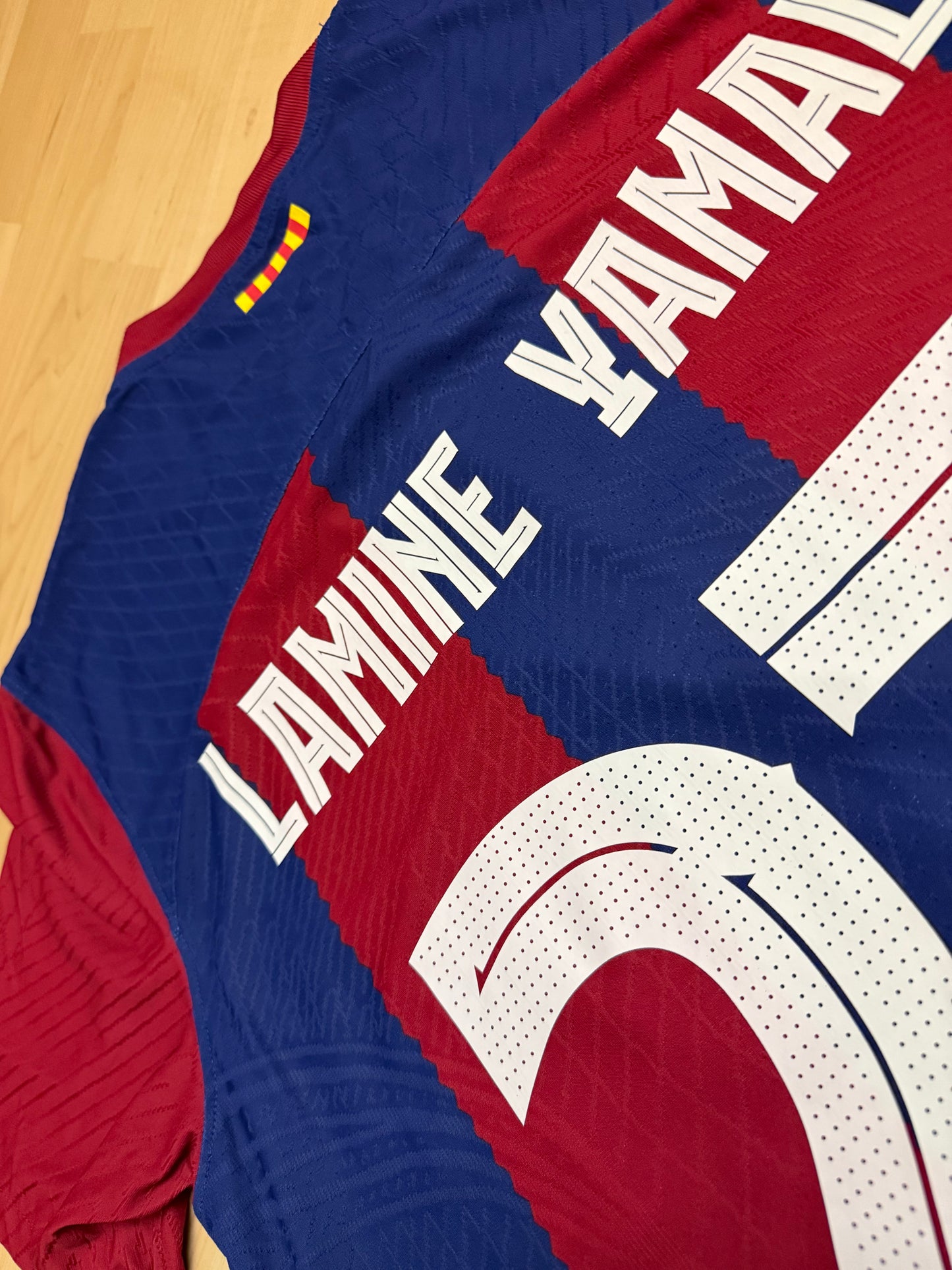 Barcelona 2023/2024 Home Shirt Vapor Version (#27 Lamine Yamal) (M)