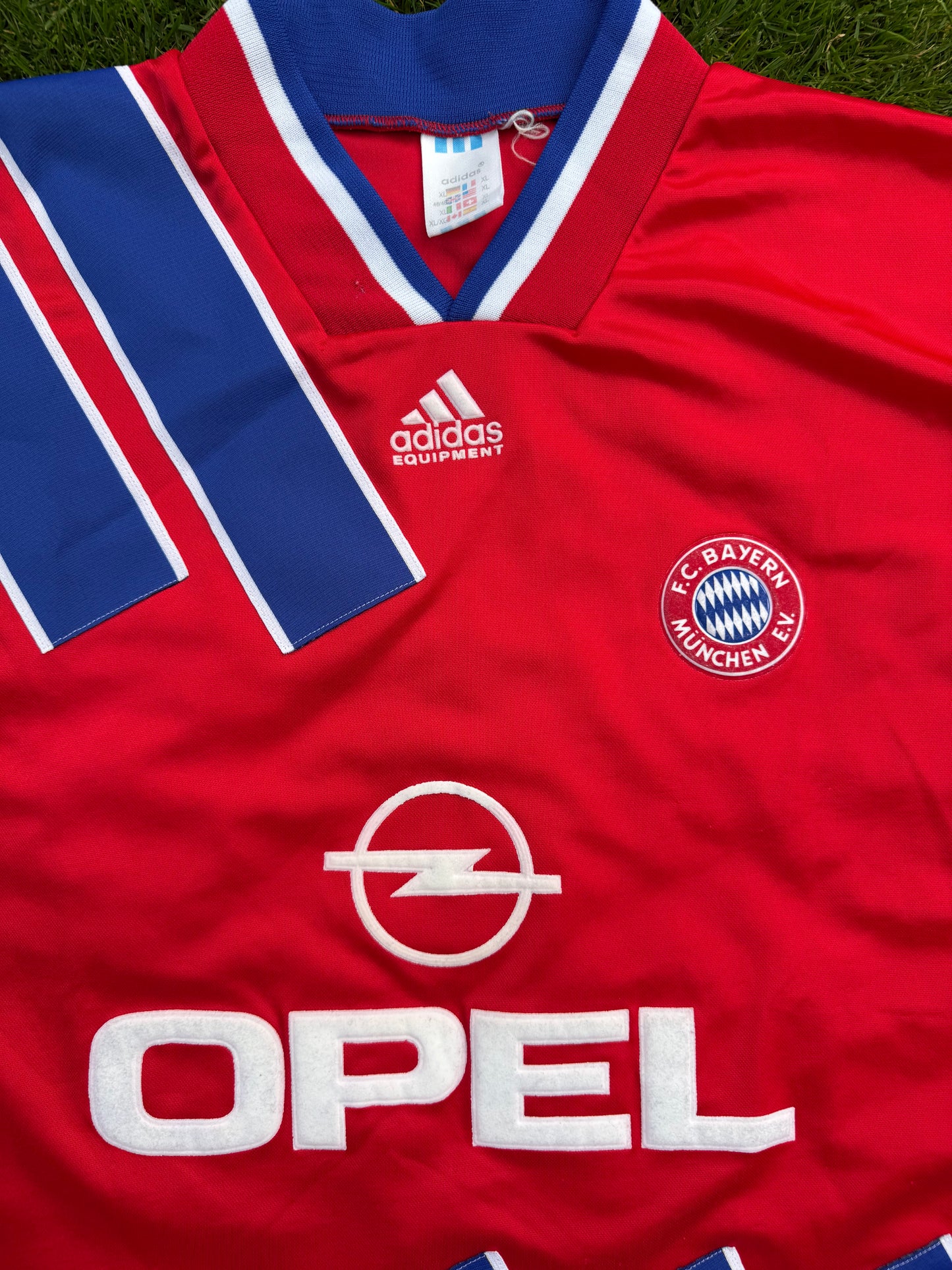Bayern 1993/1995 Home Shirt (XL)