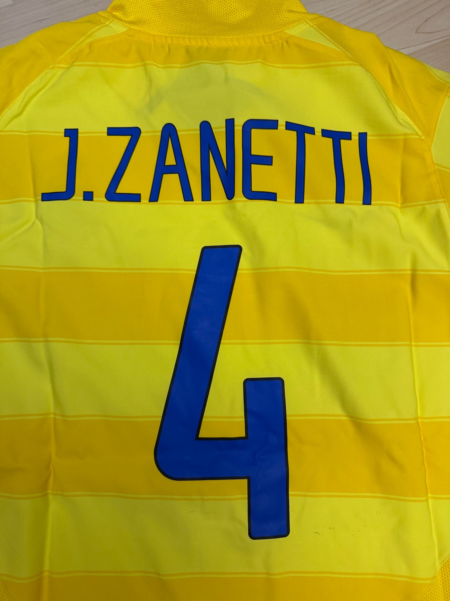 Inter Milan 2003/2004 Away Shirt (#4 Zanetti) (M)